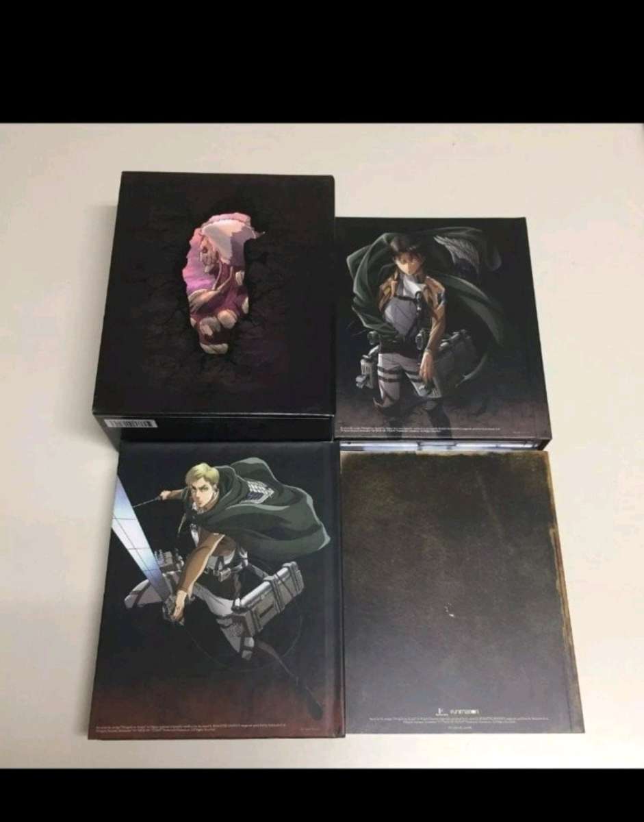Attack on Titan season 3 Limited Edition complete set