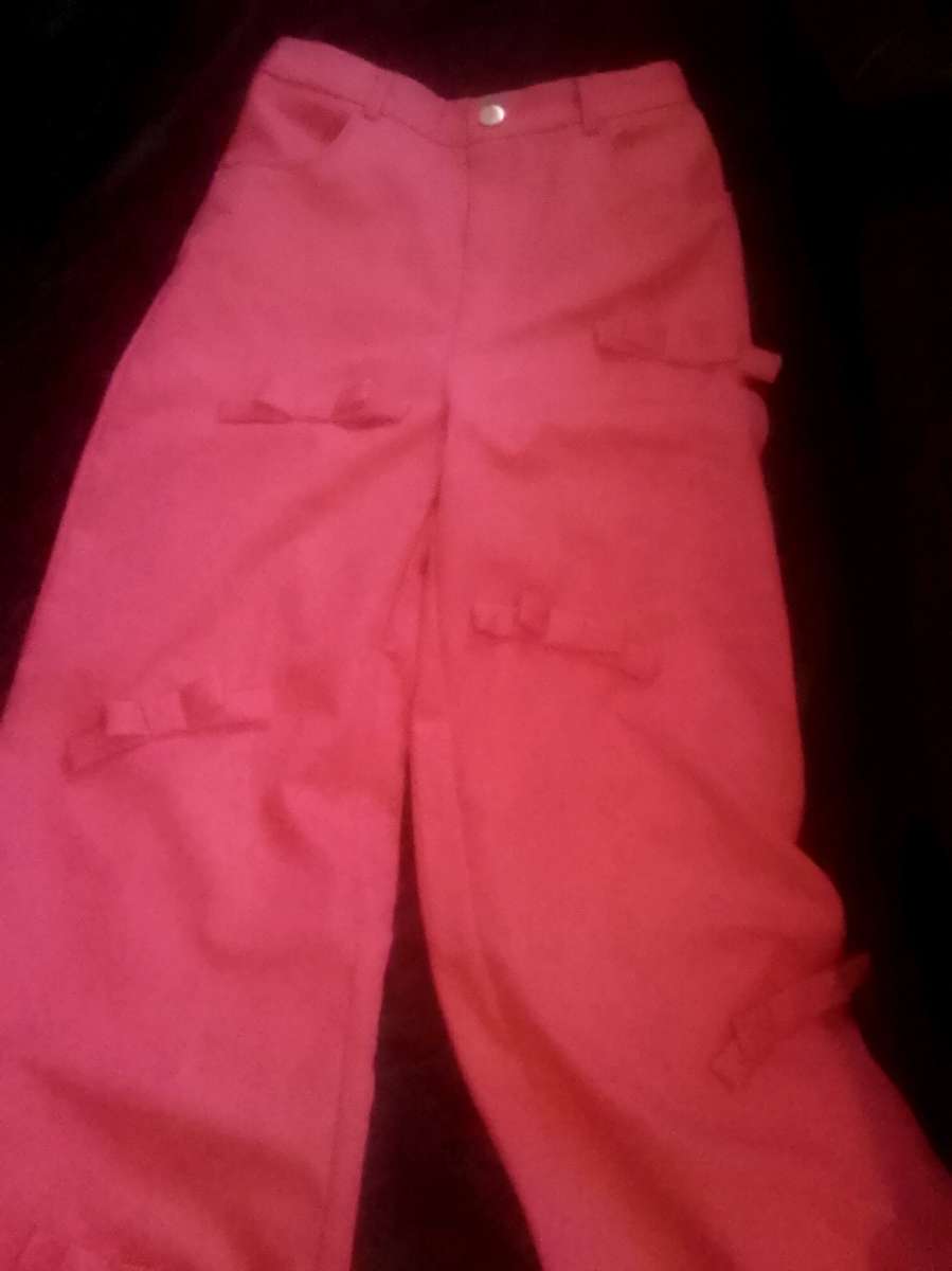 hot pink size m