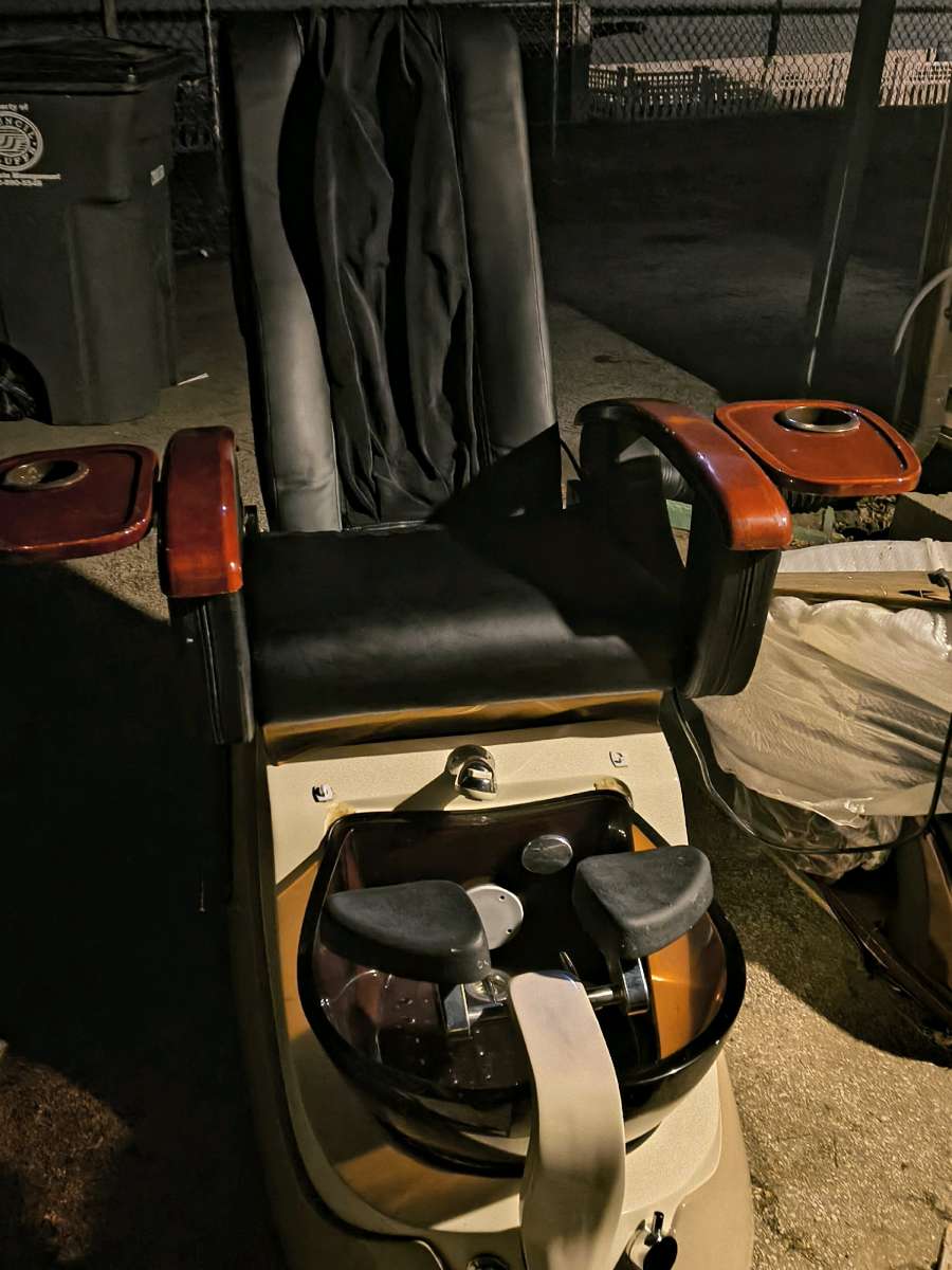 Massage and Pedicure Chair 2015