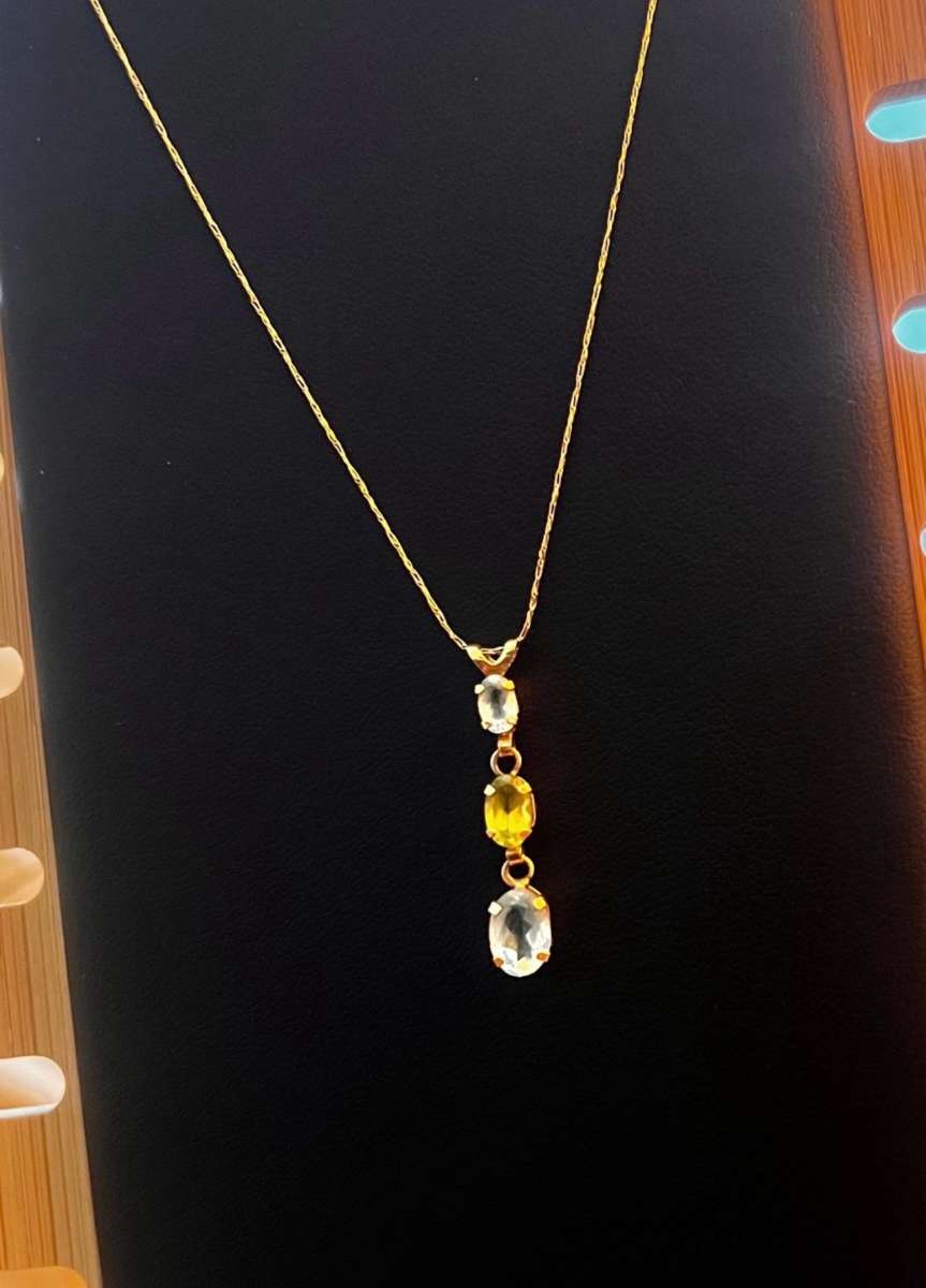 10K Gold Blue Topaz Pendant Necklace