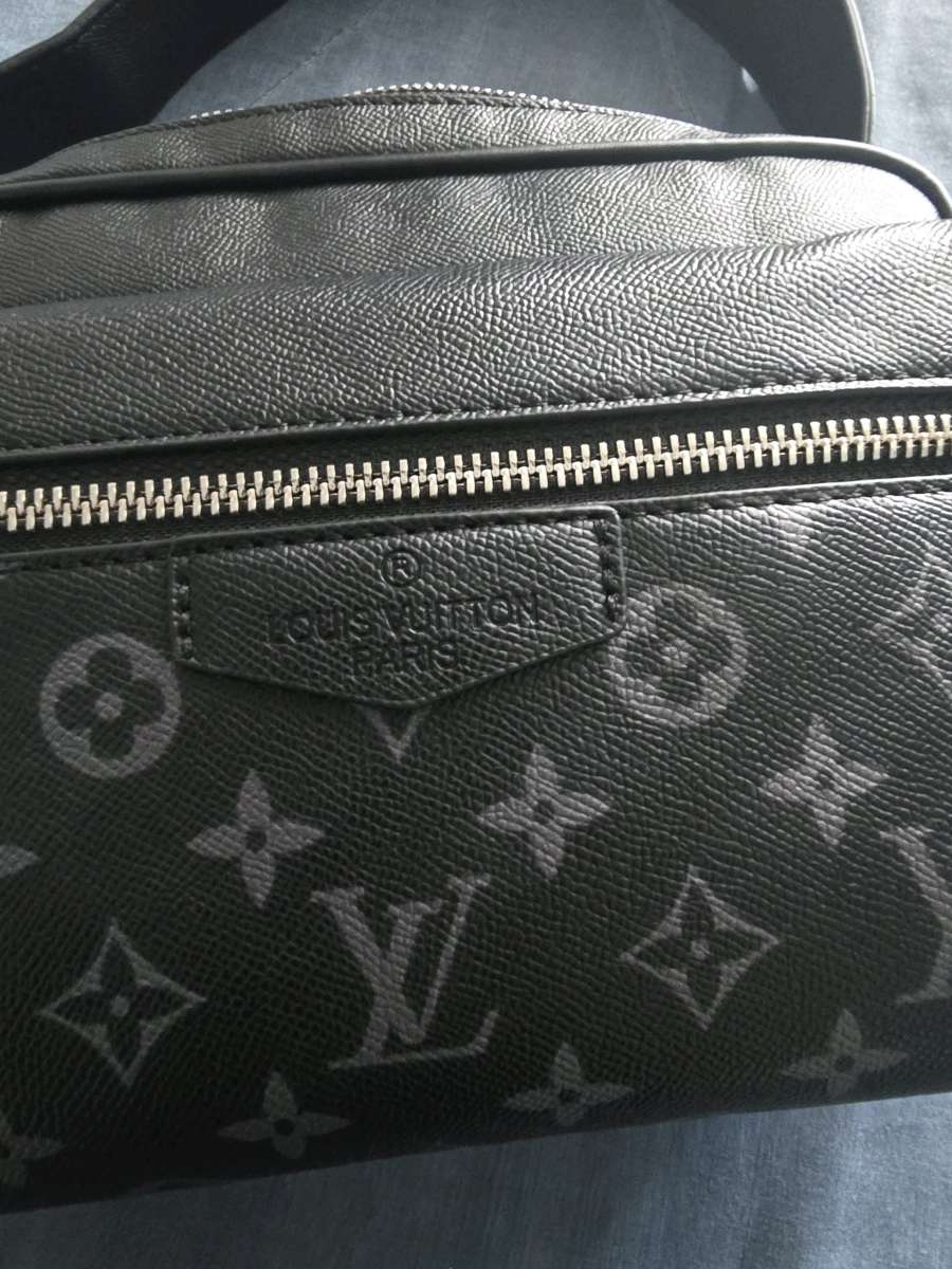 outdoor messenger bag