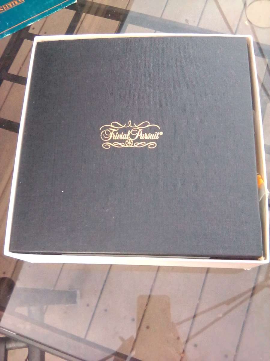 Trivial Pursuit Master Game Genus Edition