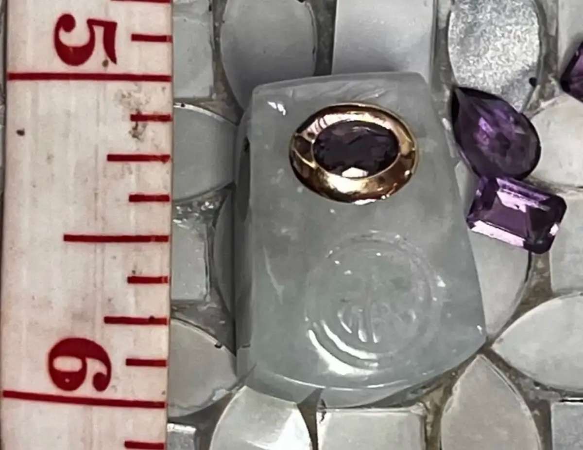 14K Gold Carved Jade  Amethyst Pendant