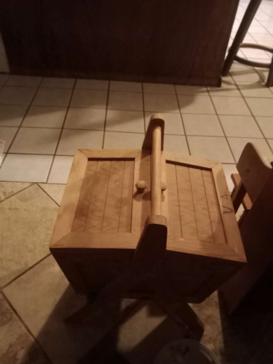 vintage sewing basket