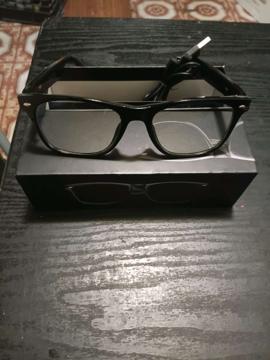 BLACK SMARTGLASSES