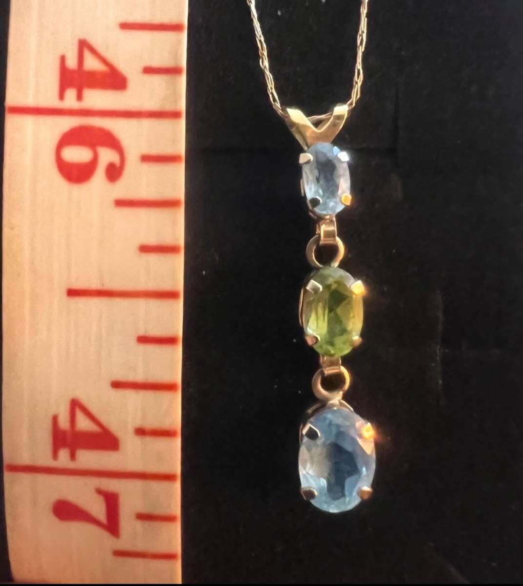 10K Gold Blue Topaz Pendant Necklace