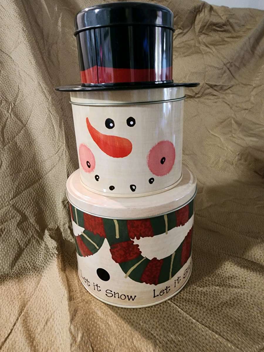 3 compartment cookie tin