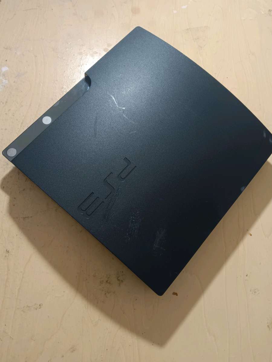 PS3 Console and 6 games