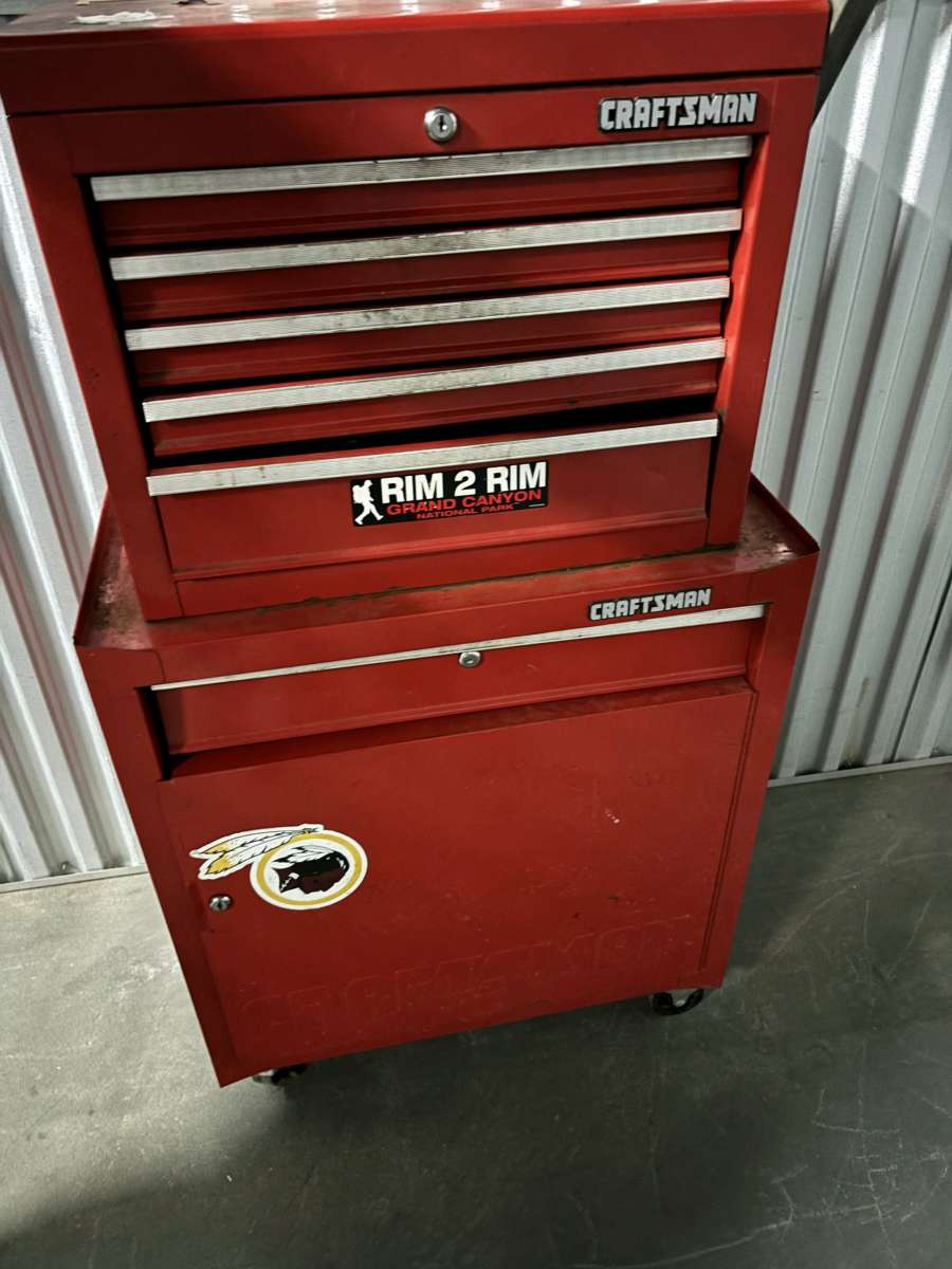 Craftsman tool box on wheels