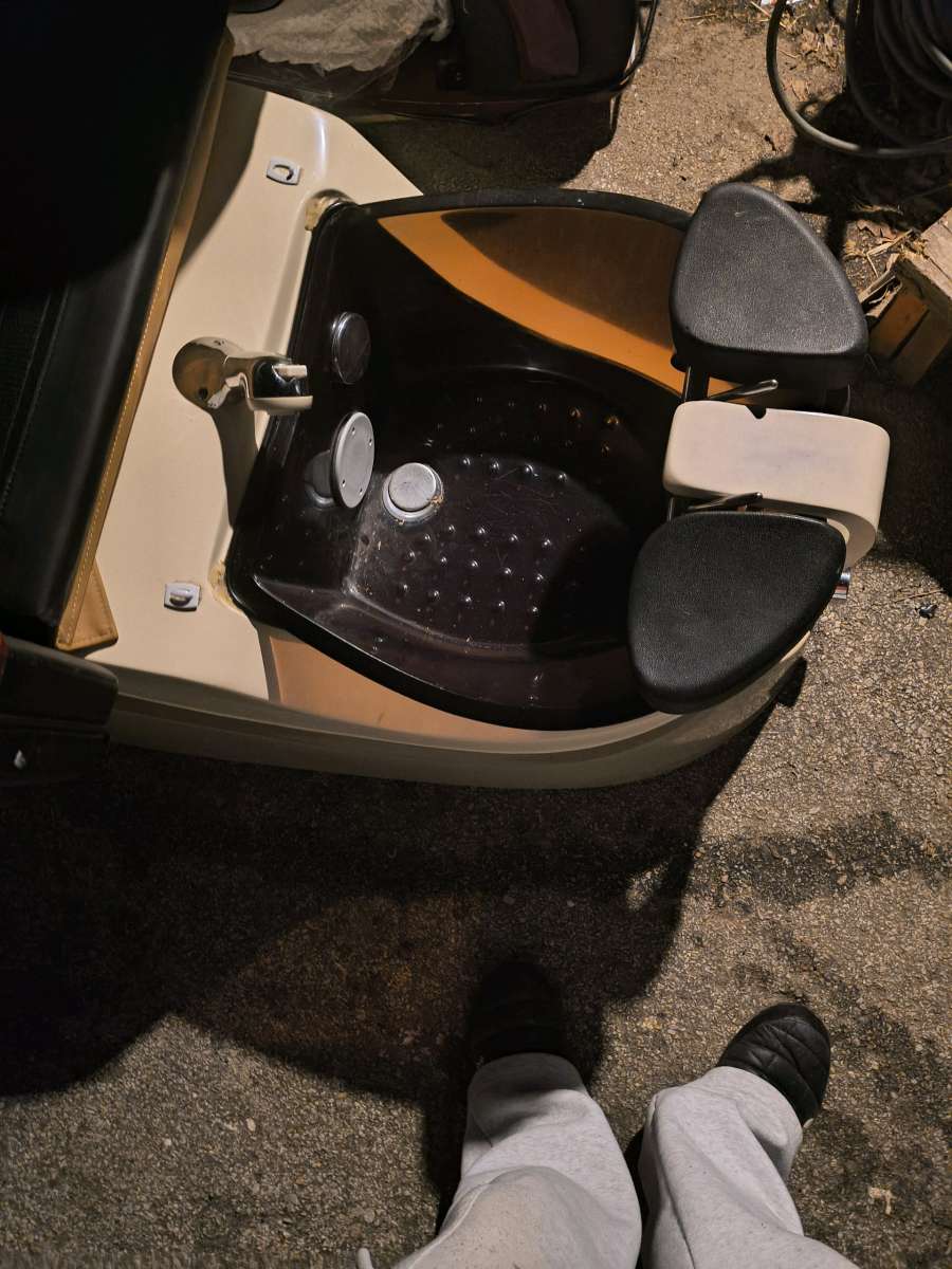 Massage and Pedicure Chair 2015