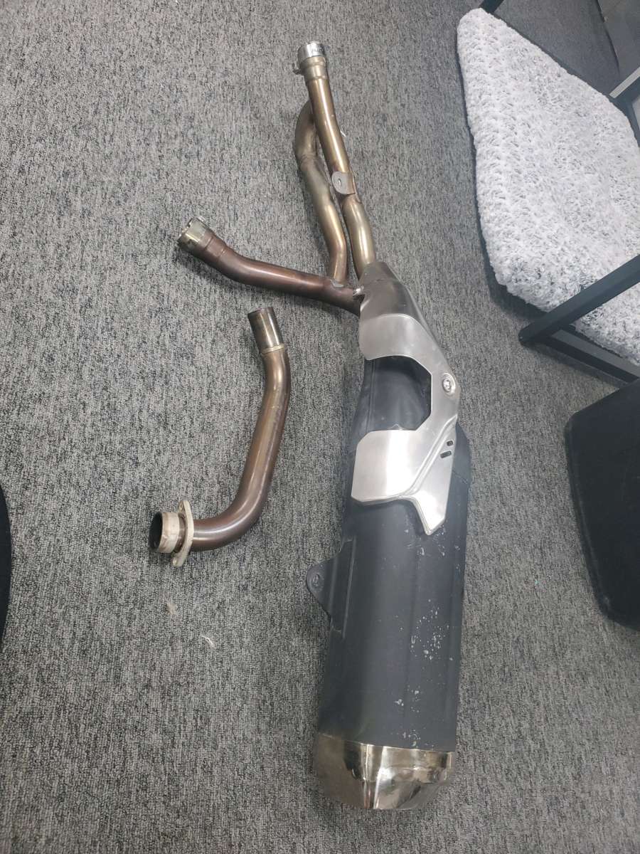 Exhaust System for Suzuki DL650