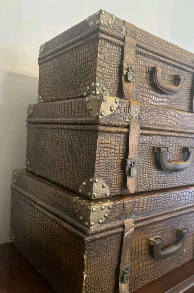 3pc Faux Alligator Nesting luggage