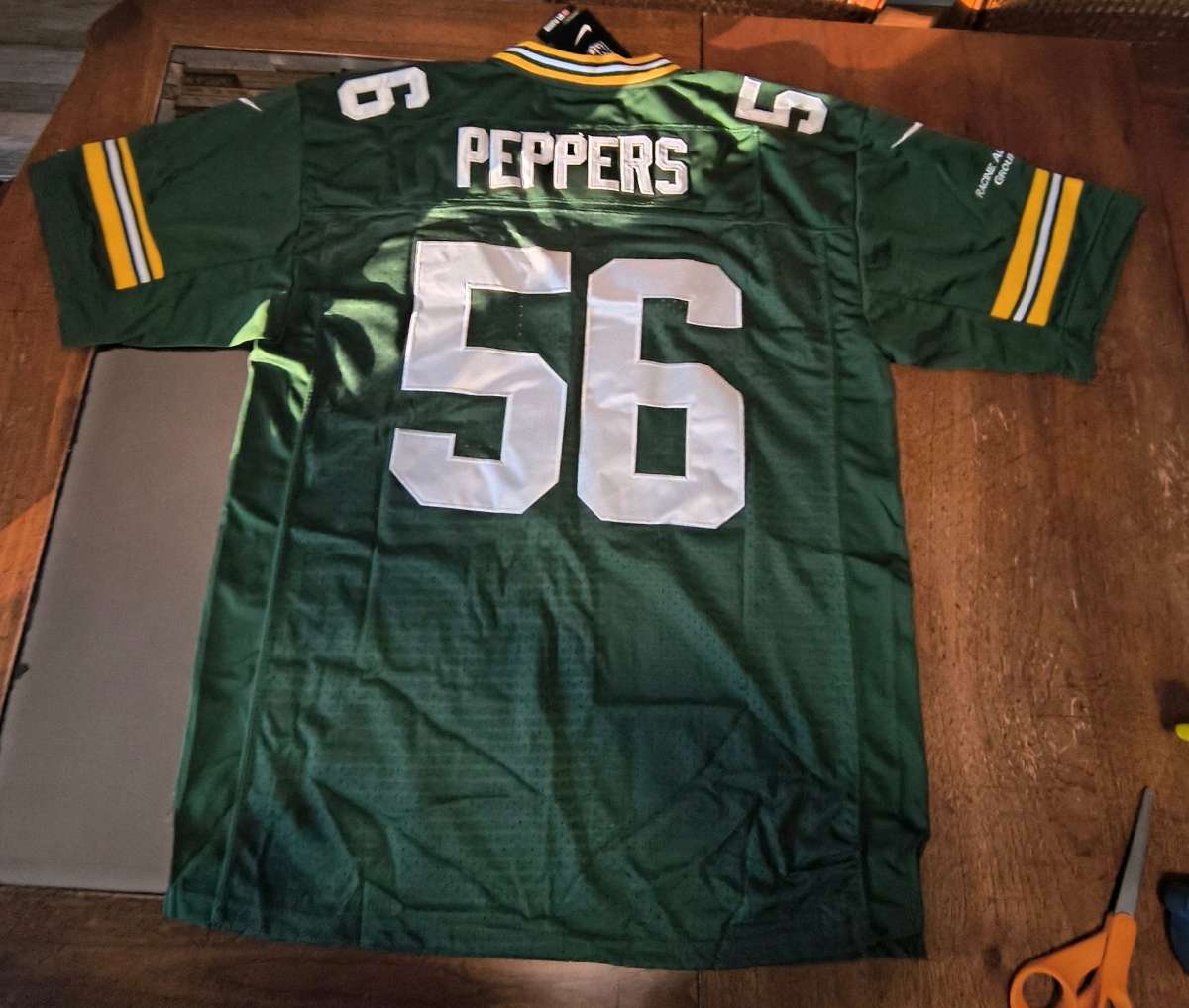 Julius Peppers Unsigned Green Bay NWT Football Jersey Size 4