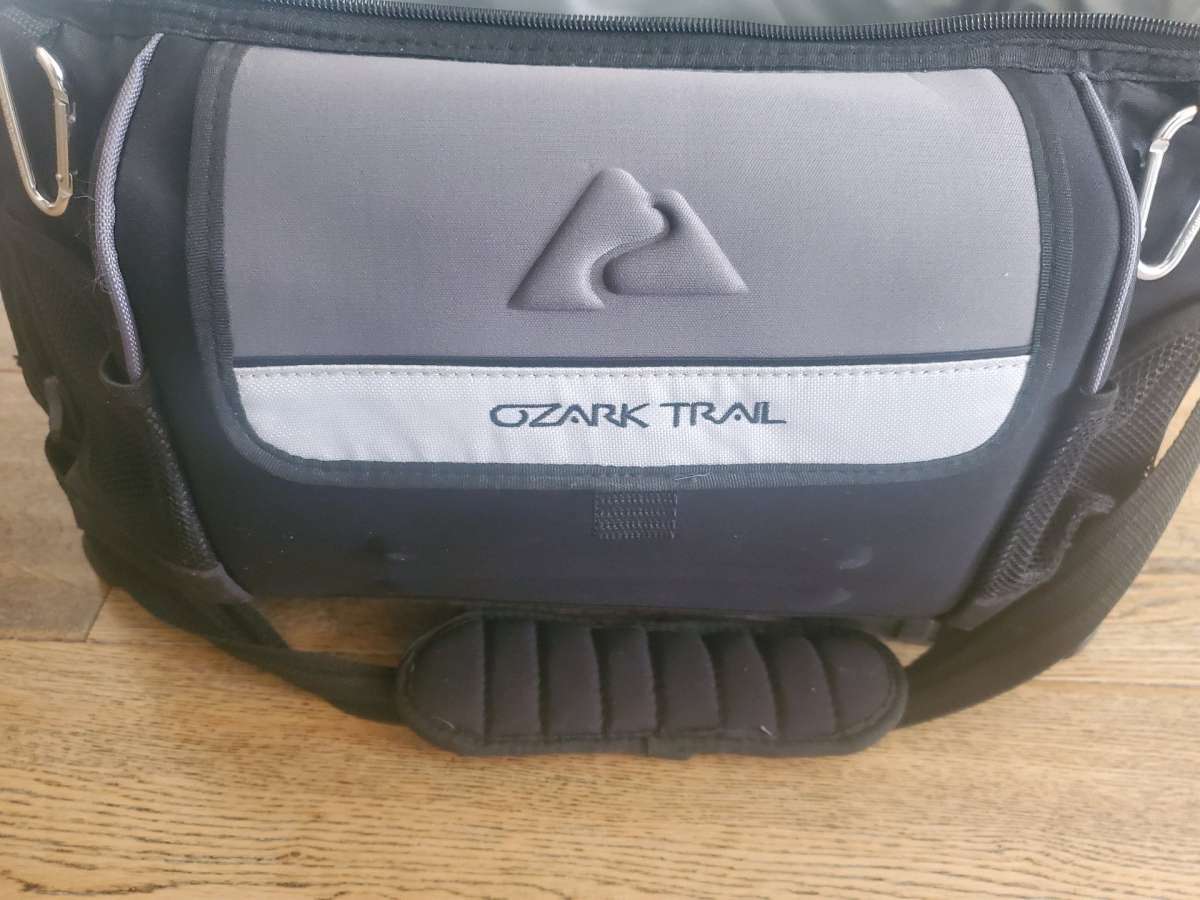 Ozark Trail  Cooler Bag  Soft Side  Hard Bottom  Multi Compa