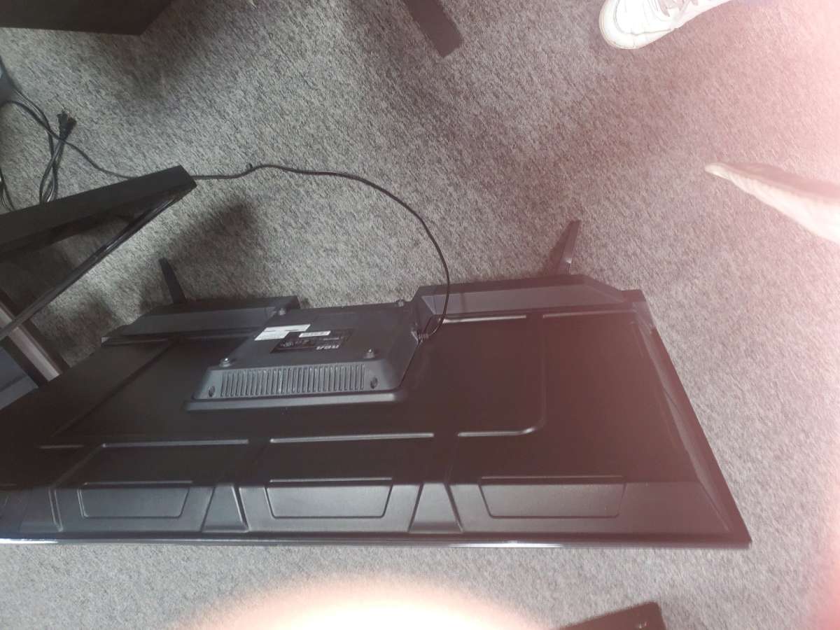 RCA 43 Class 4K Ultra HD LED TV