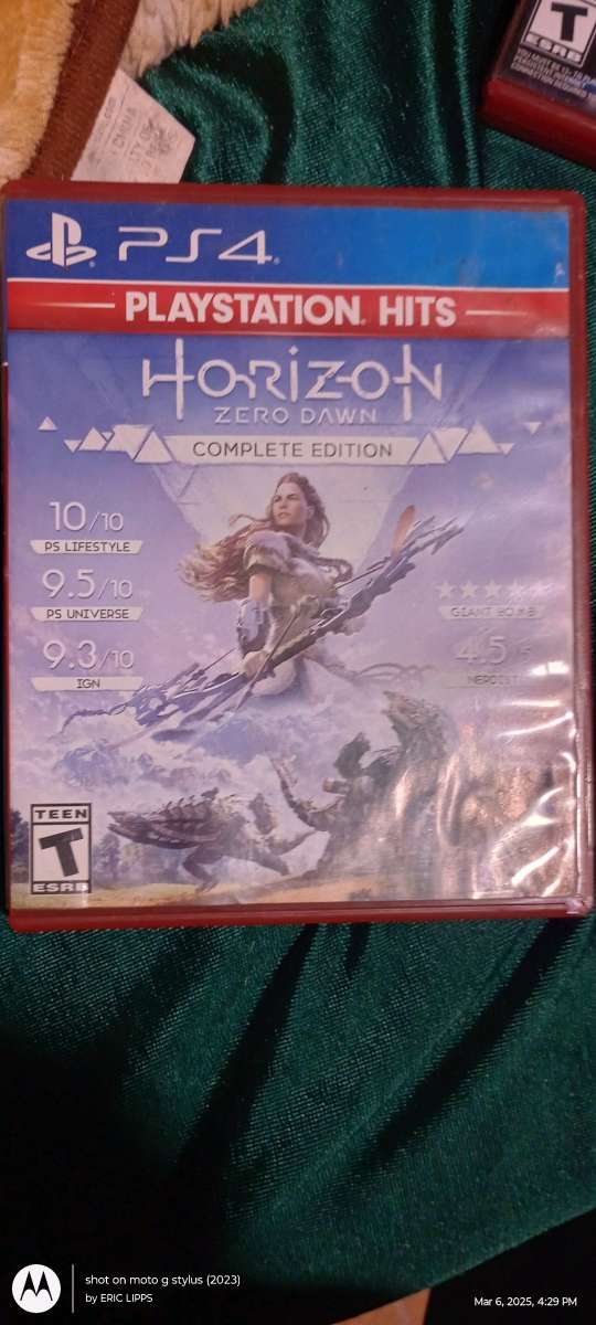 PS4 HORIZON ZERO DAWN COMPLETE EDITION