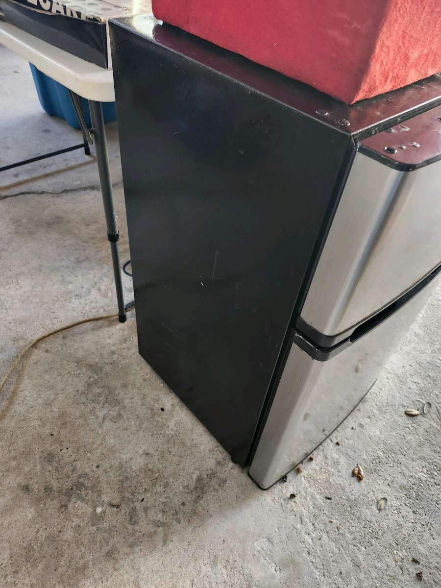 mini fridge
