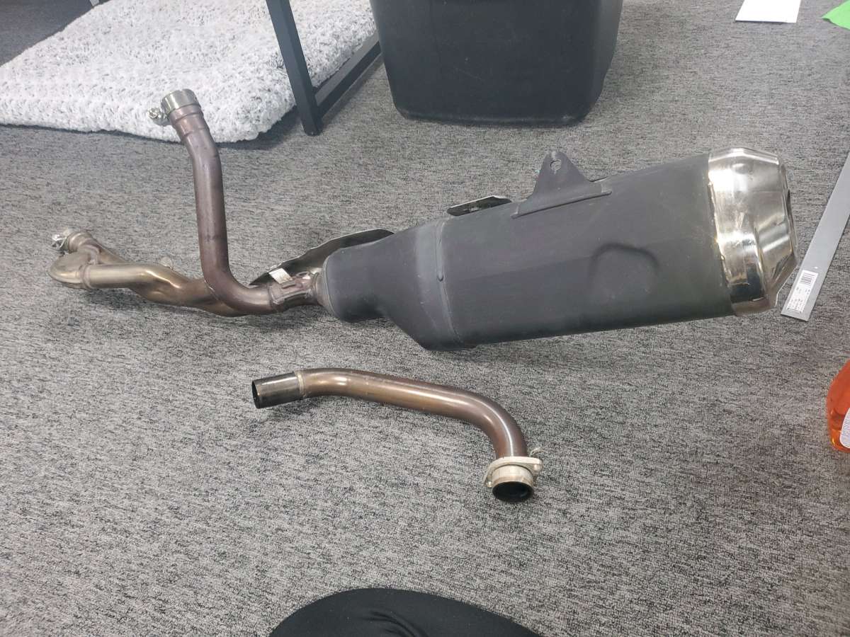 Exhaust System for Suzuki DL650
