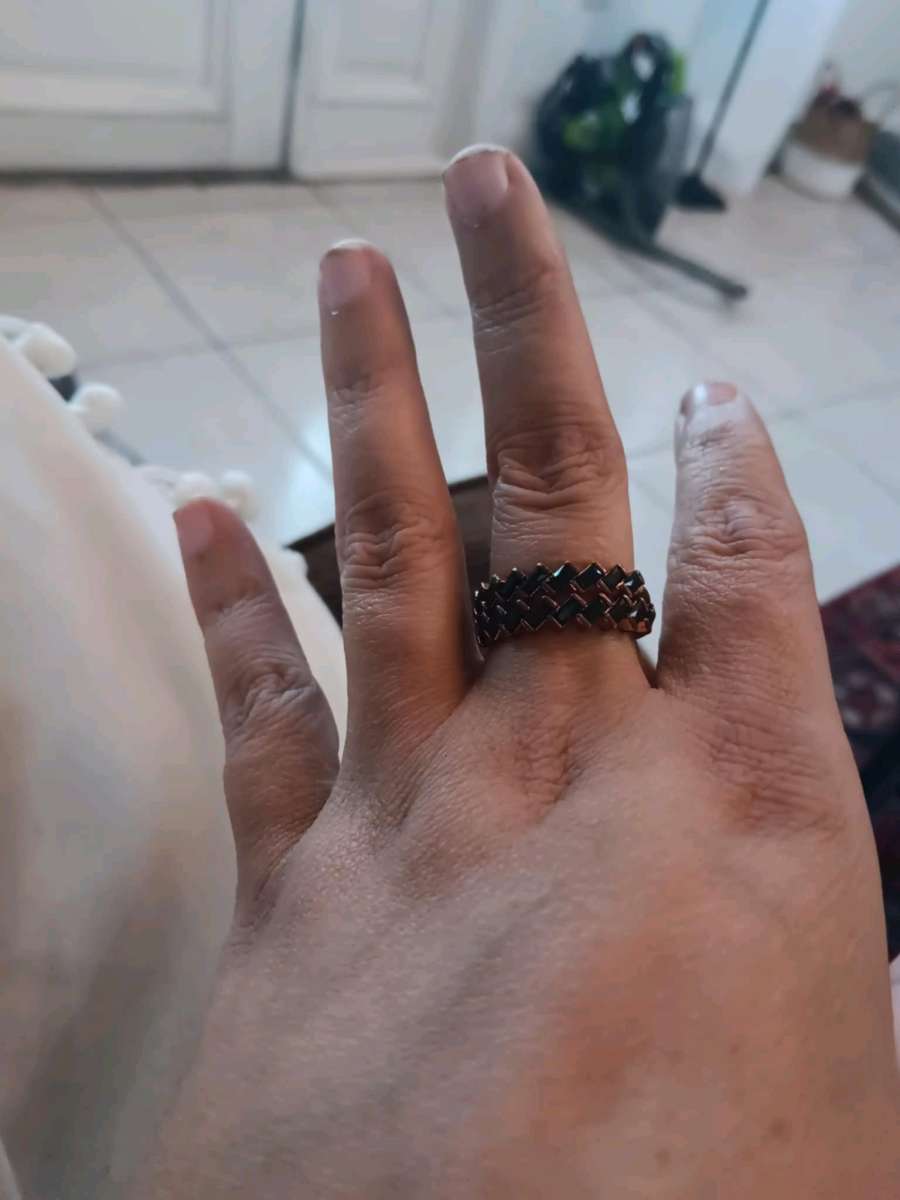 rose gold black diamond ring