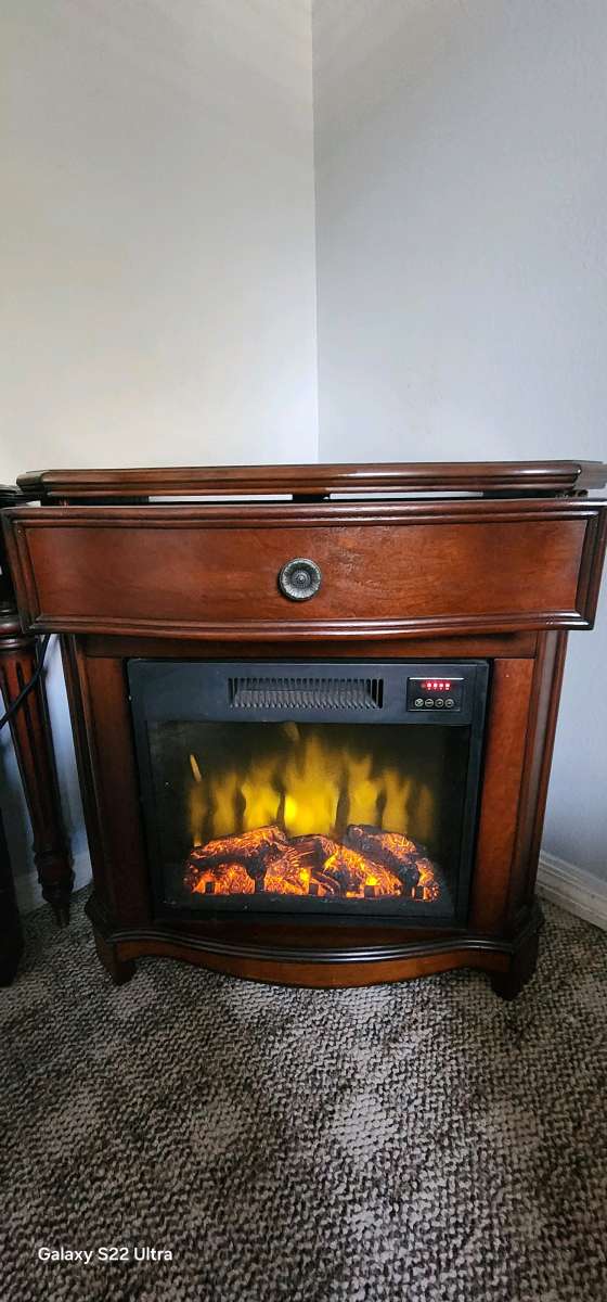 Electric fireplace