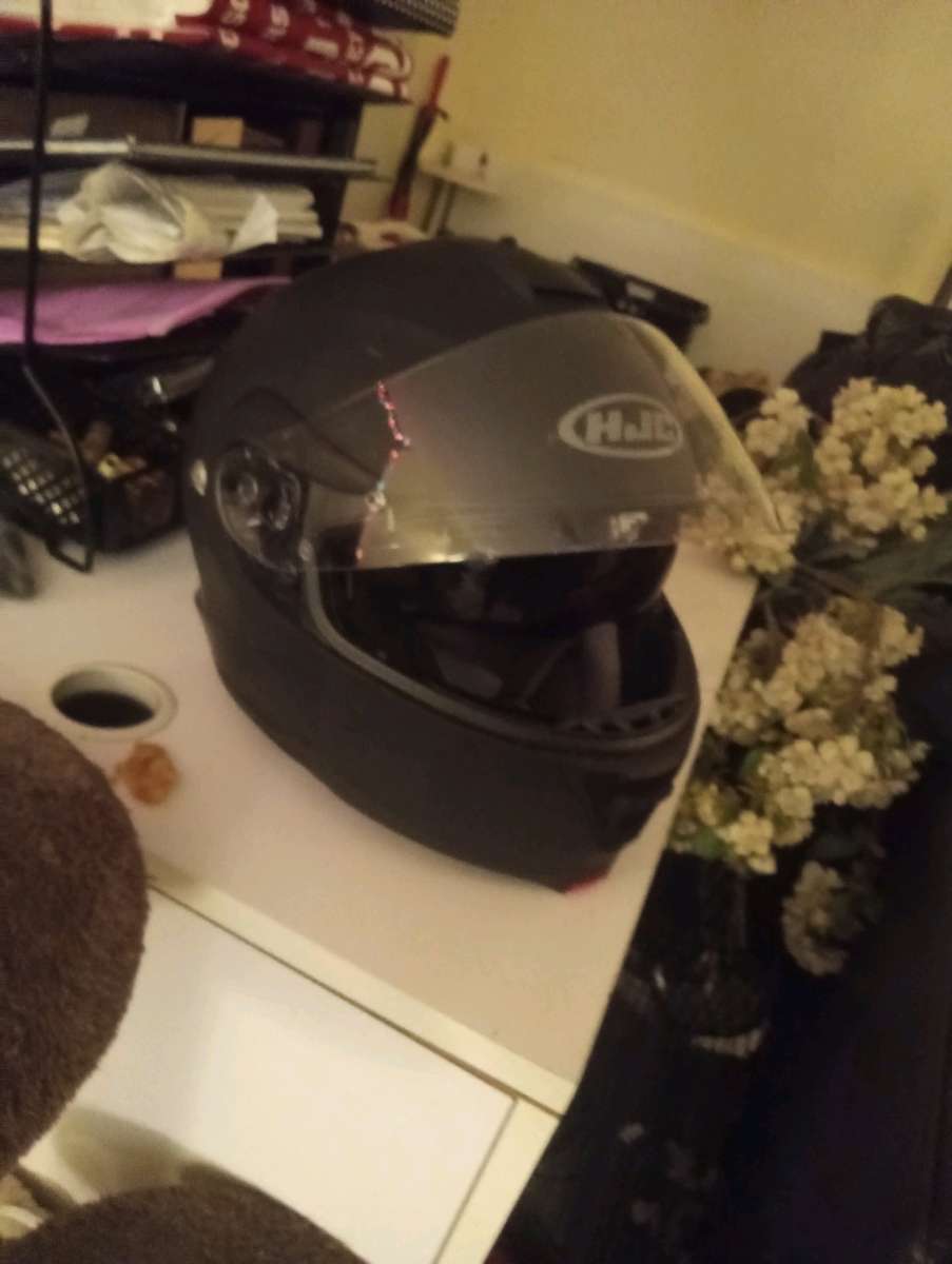 HJC MODULAR PERFORMANCE HELMET