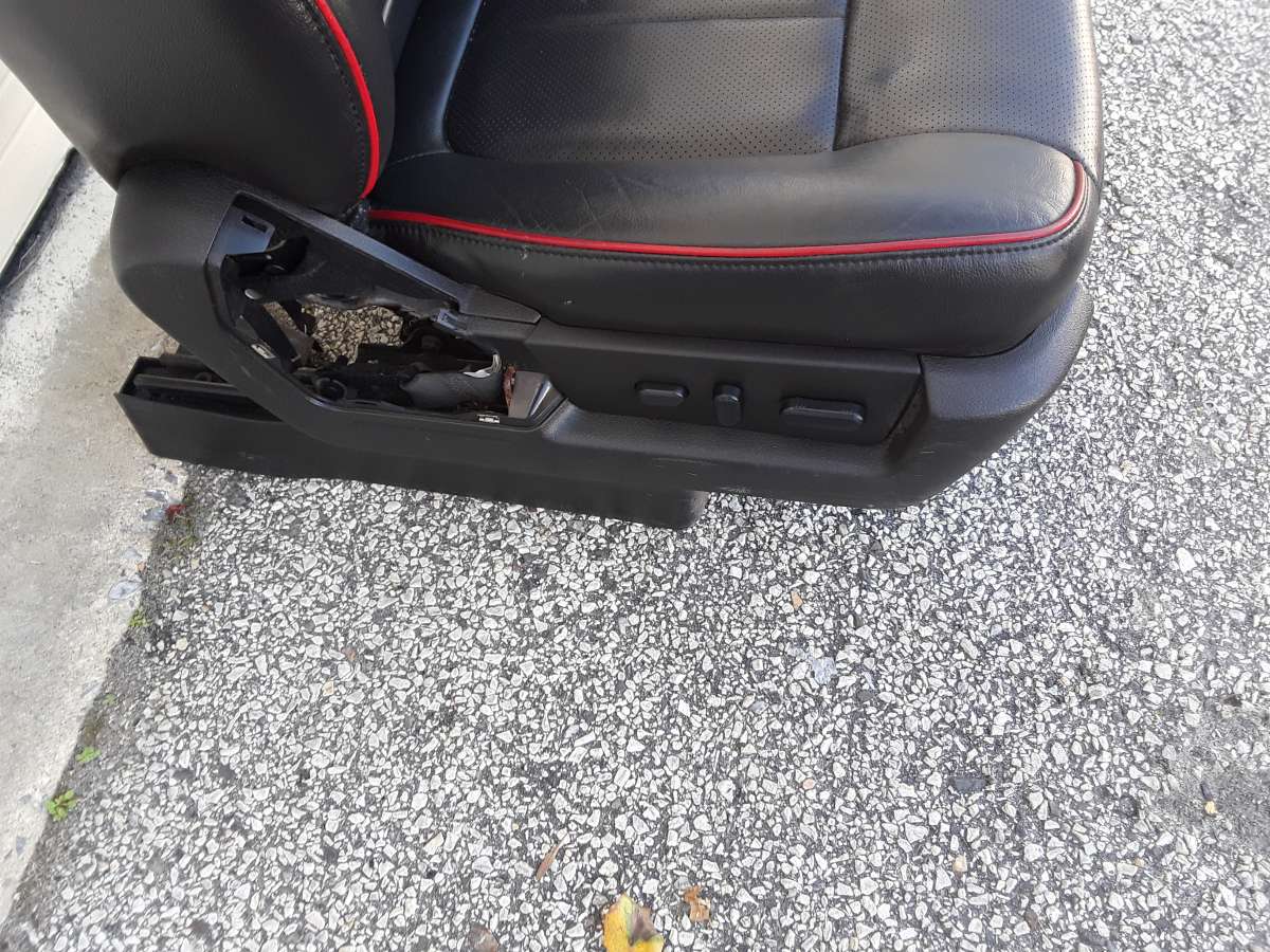 2008 Ford Edge Passenger Side Right Front Seat OEM Like New