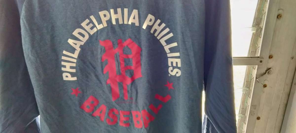 Philadelphia Phillies 3 qt Shirt