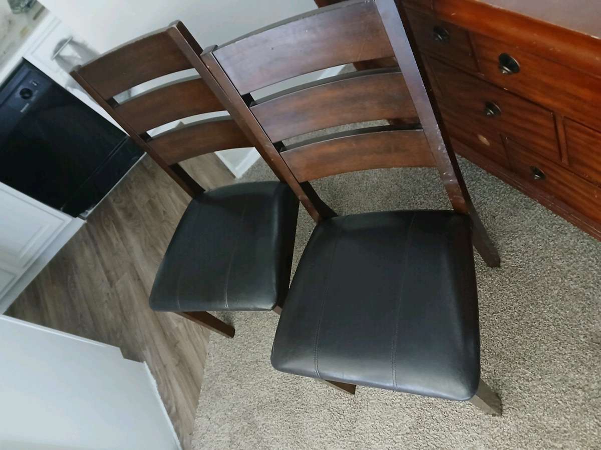 2 Dining Chairs
