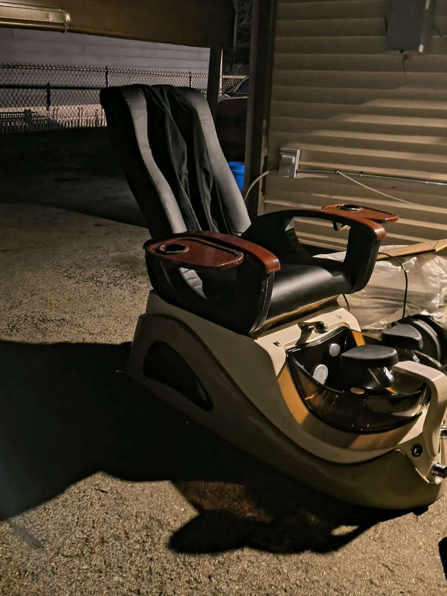 Massage and Pedicure Chair 2015