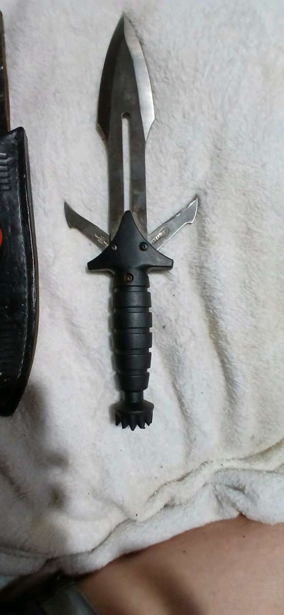 Collectable United Cutlery Phoenix Star Trek Klingon Dagger
