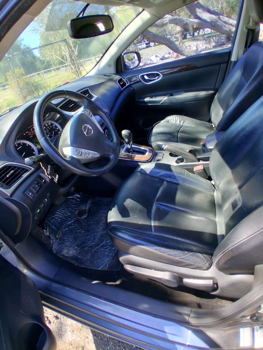 nissan sentra SL  2015