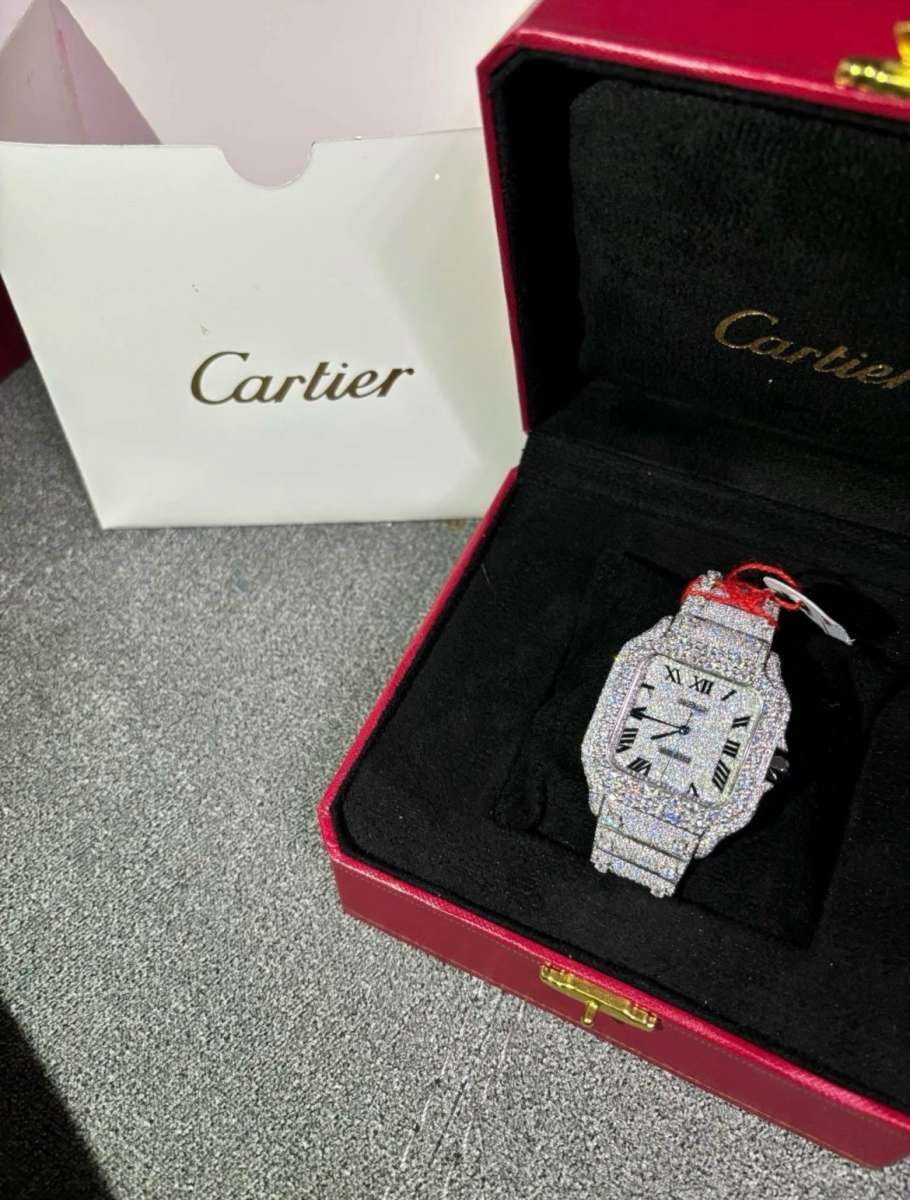 Cartier Diamond Santos Fashion Wrist Watch VVS Quality With