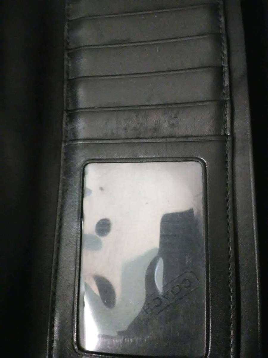 coach wallet black  need to go today