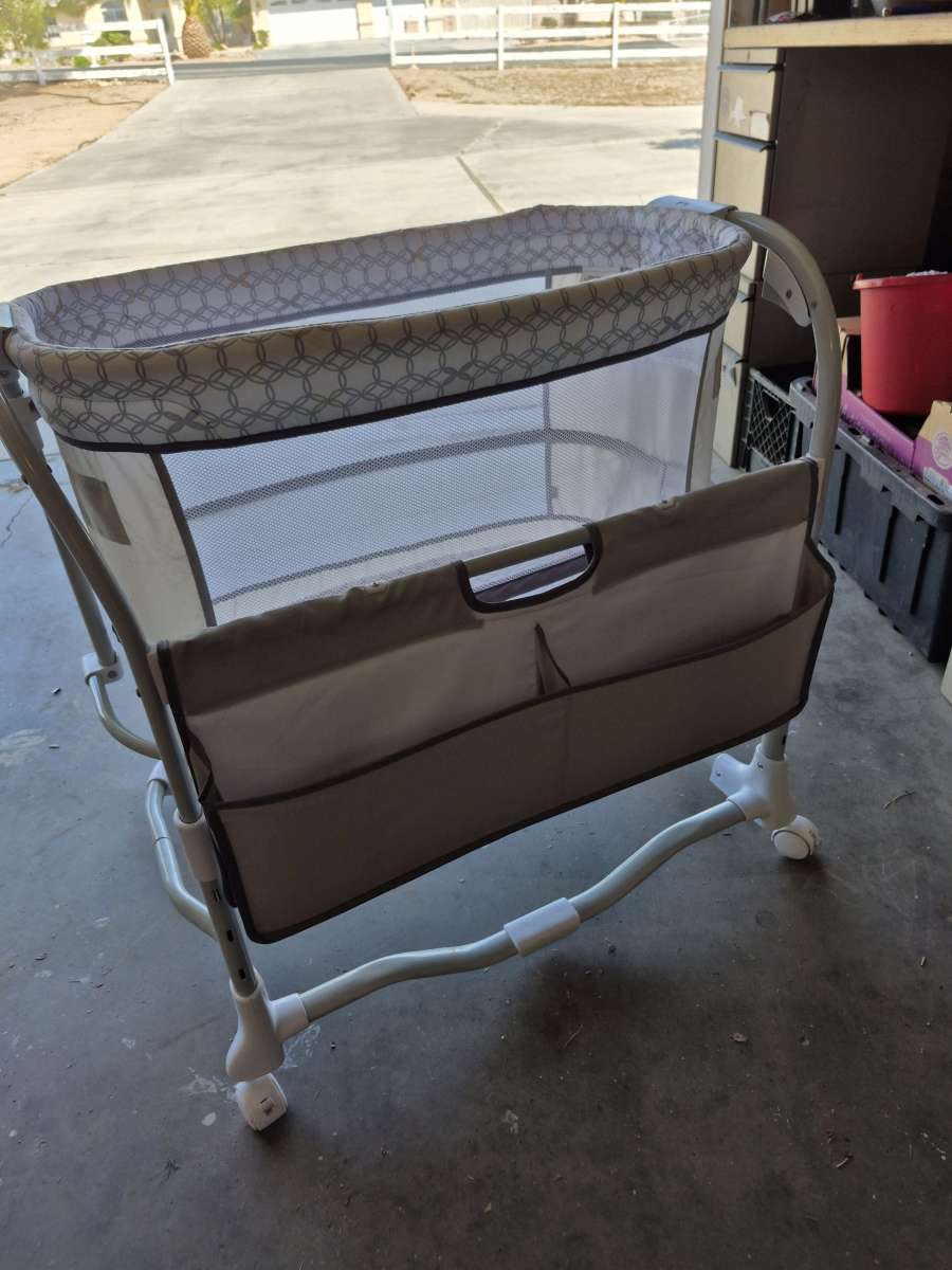 bassinet