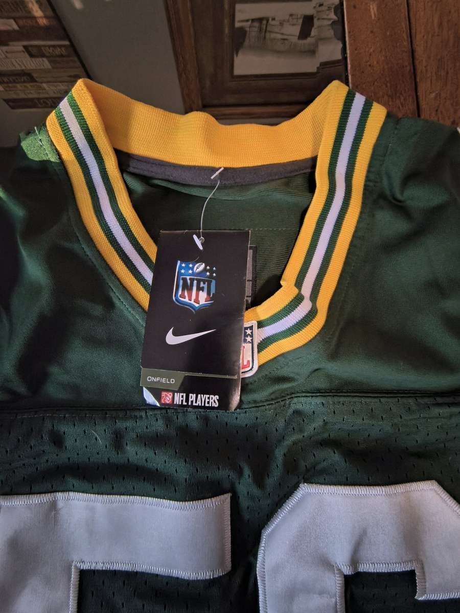 Julius Peppers Unsigned Green Bay NWT Football Jersey Size 4