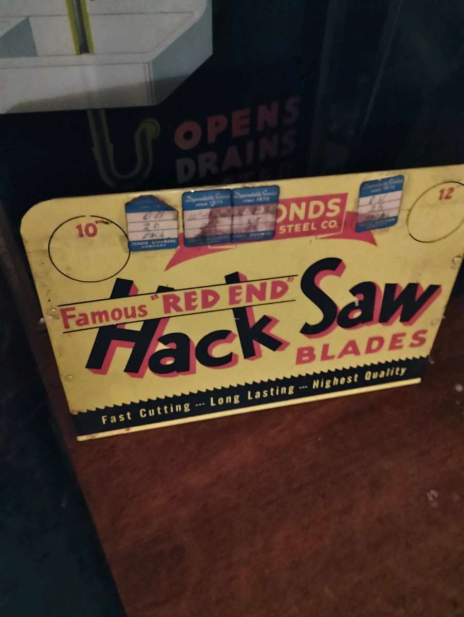 hack saw advertising display