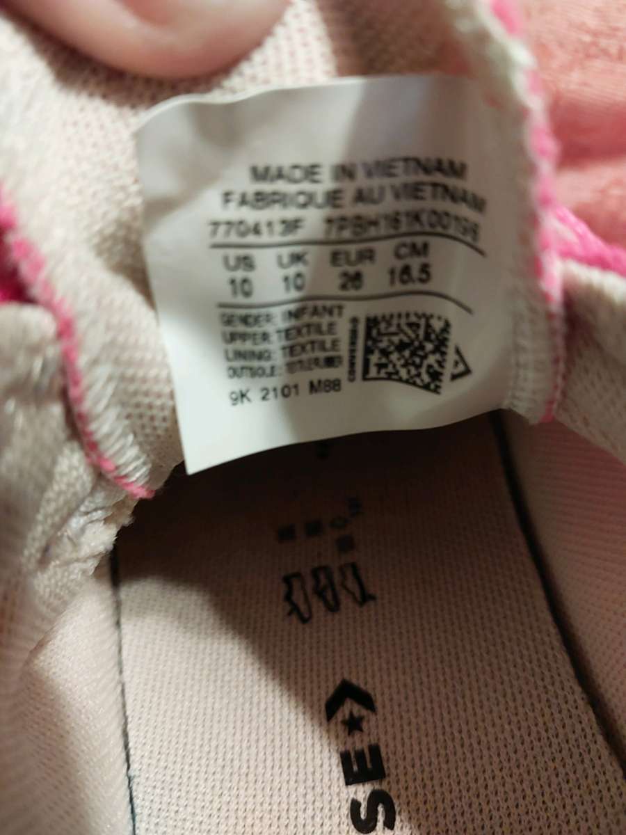 Girls Converse Allstar Chuck Taylors