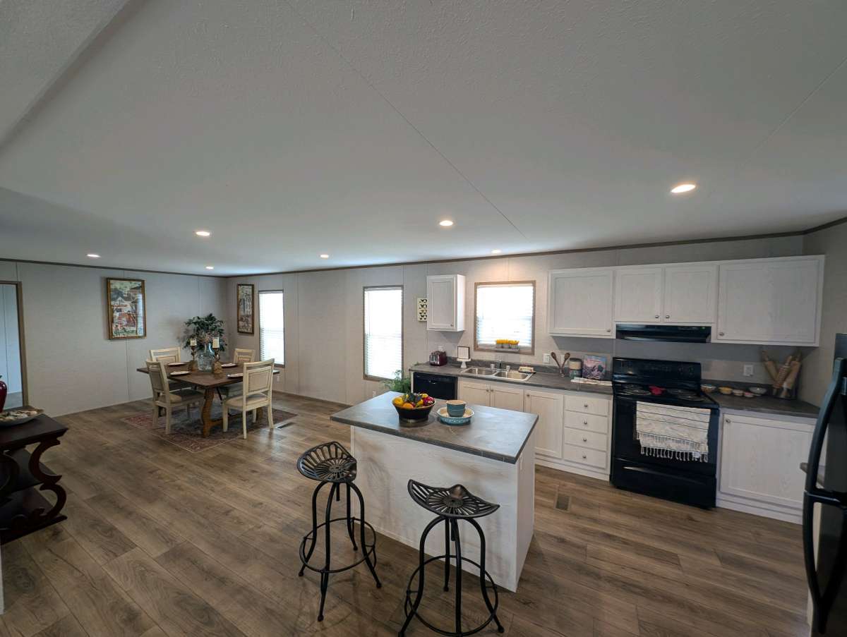 2025 Doublewide with 4 Bedroom and 2 Bathrooms