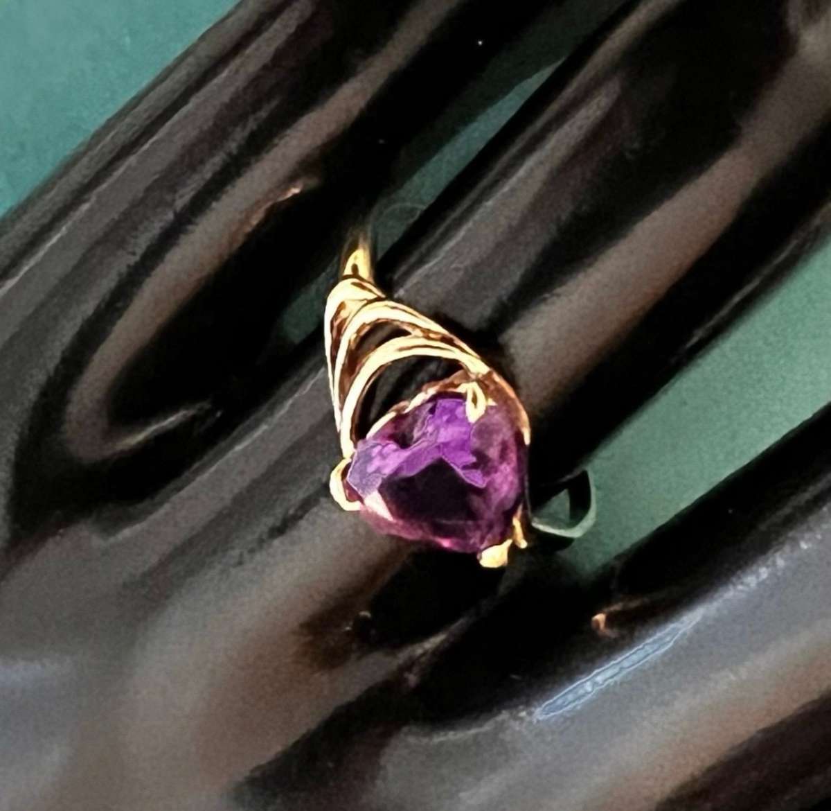 14K Gold Amethyst Heart Ring