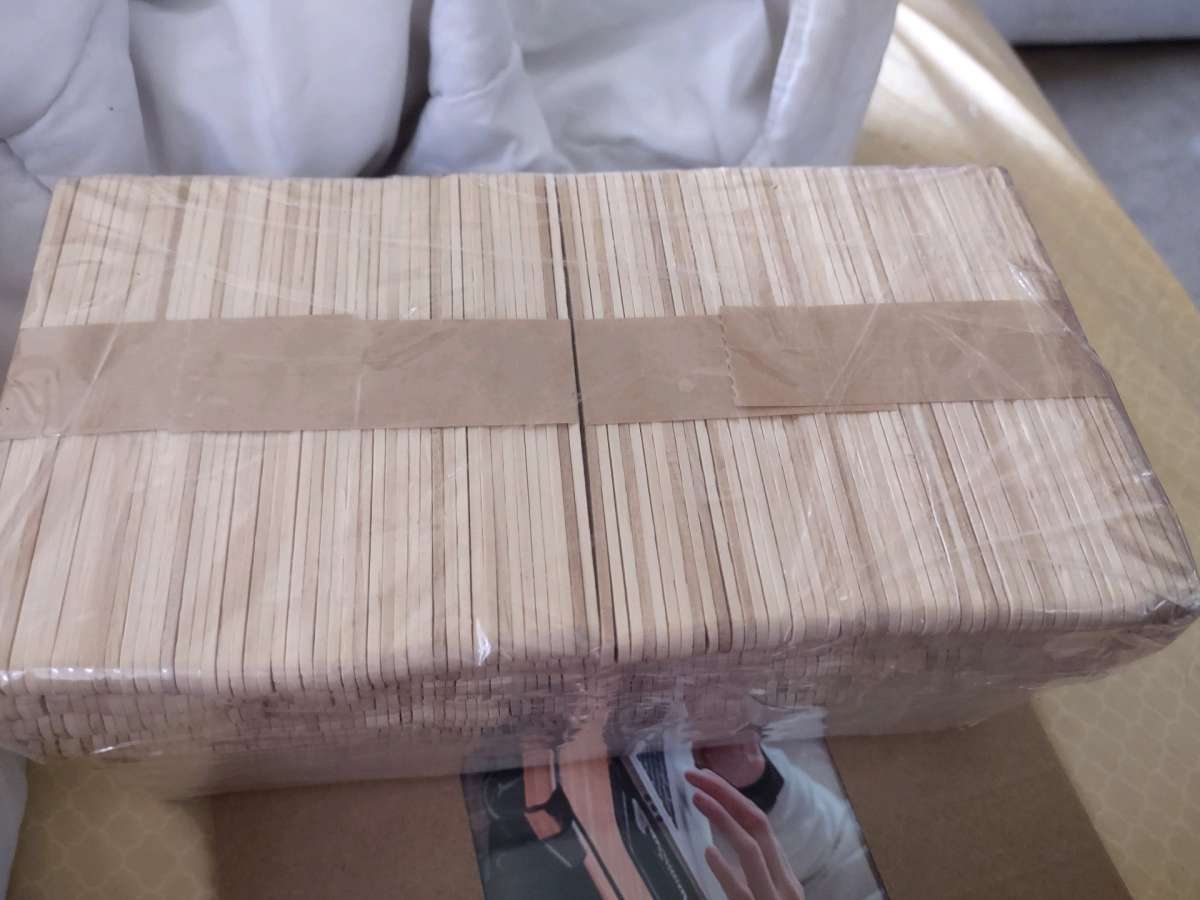 1000 popsicle sticks