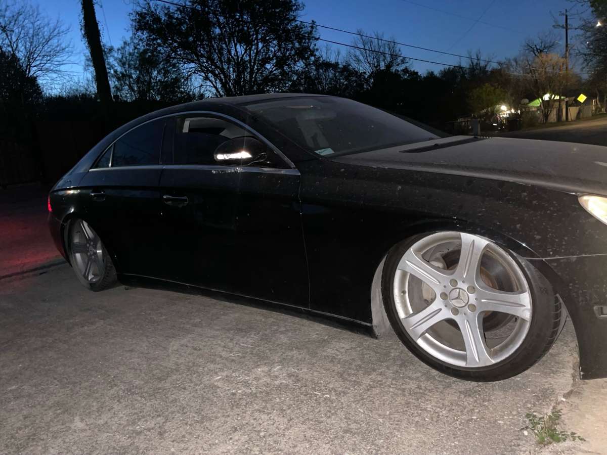 mercedes benz cls500