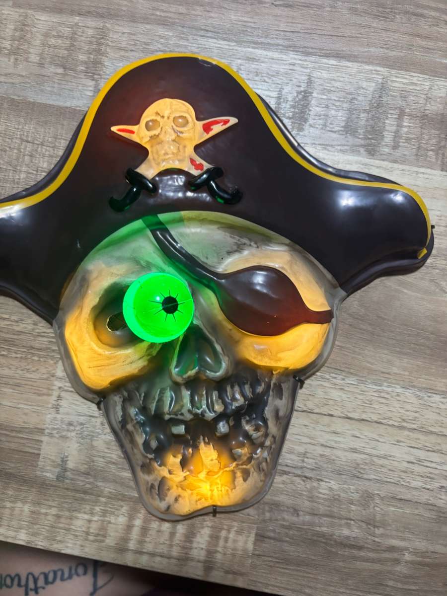 light up wall hanger