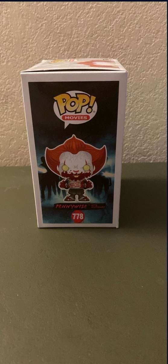 pennywise with skateboard