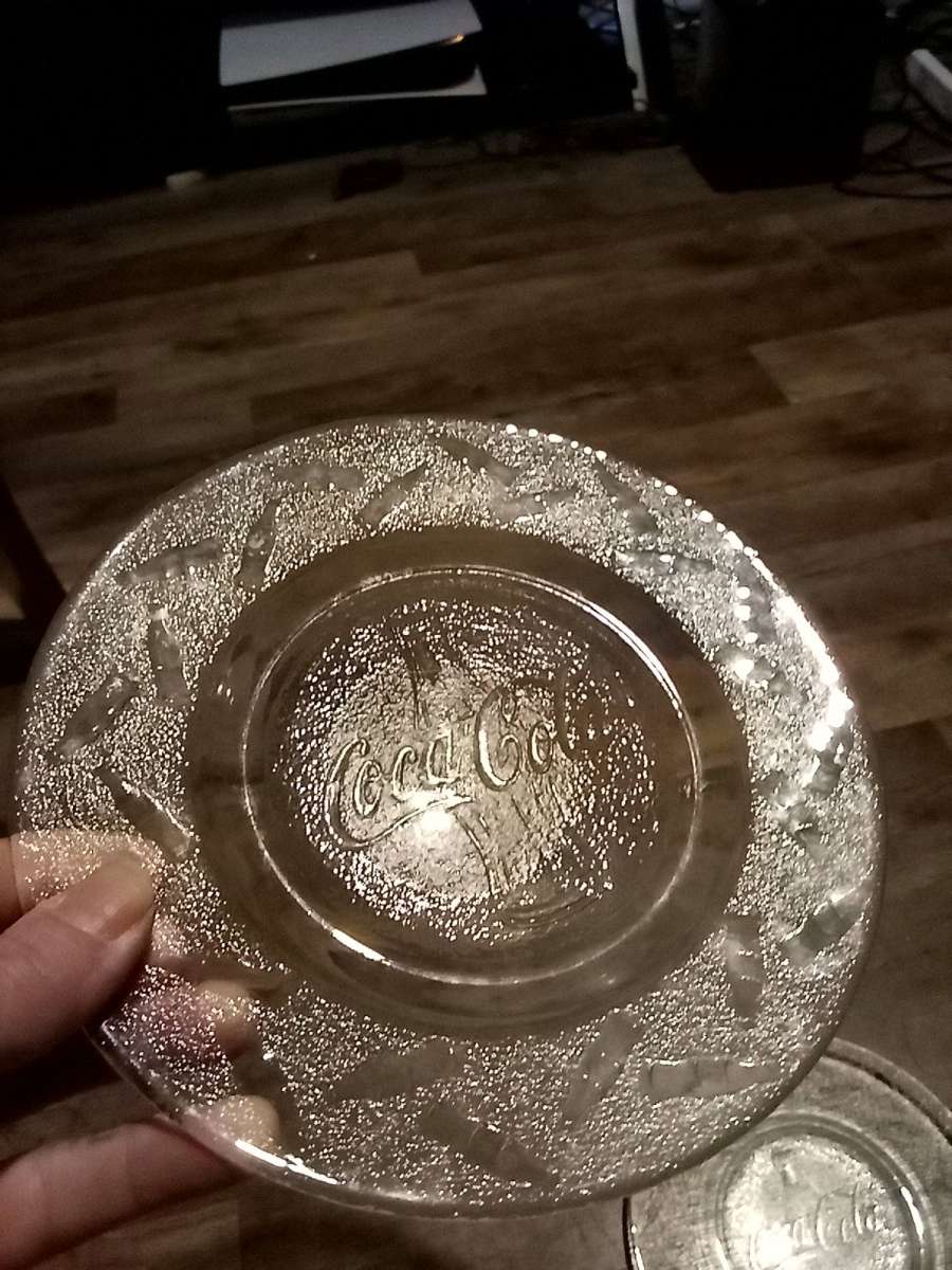 coca cola plates