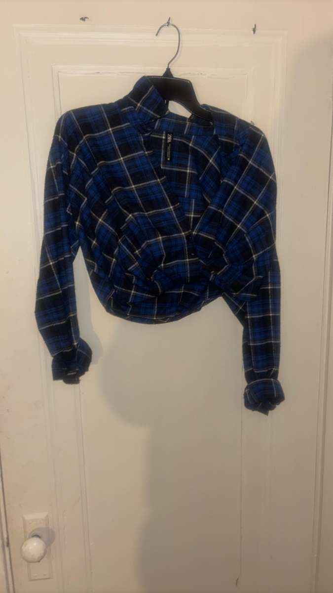 womens Zara button up plaid long sleeve