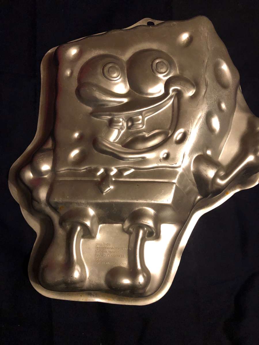 Its a sponge bob cake pan made by Wilton like new