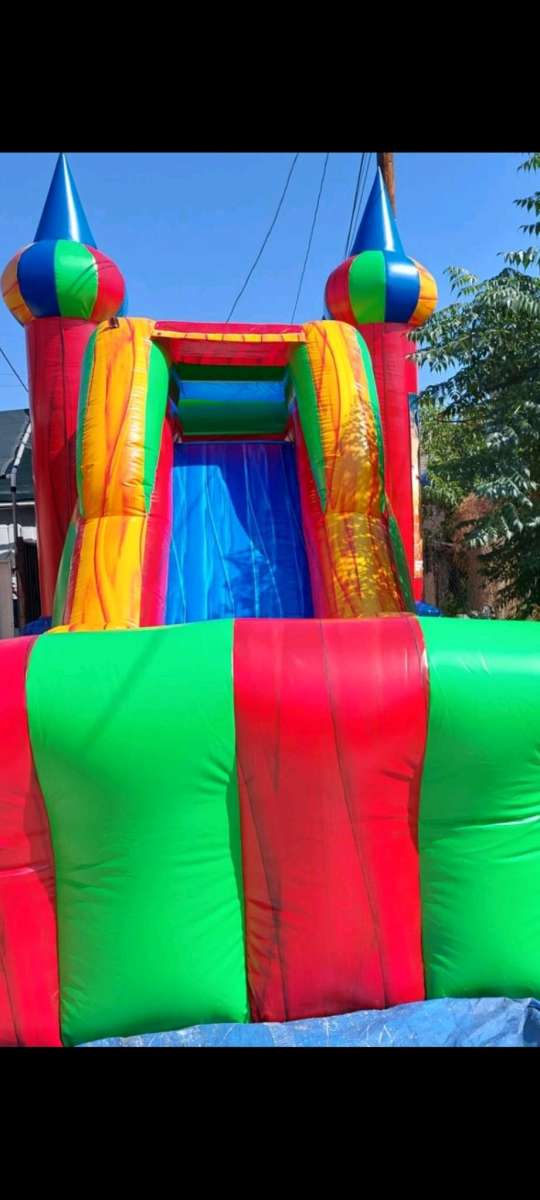 jumpers with slide for rent
