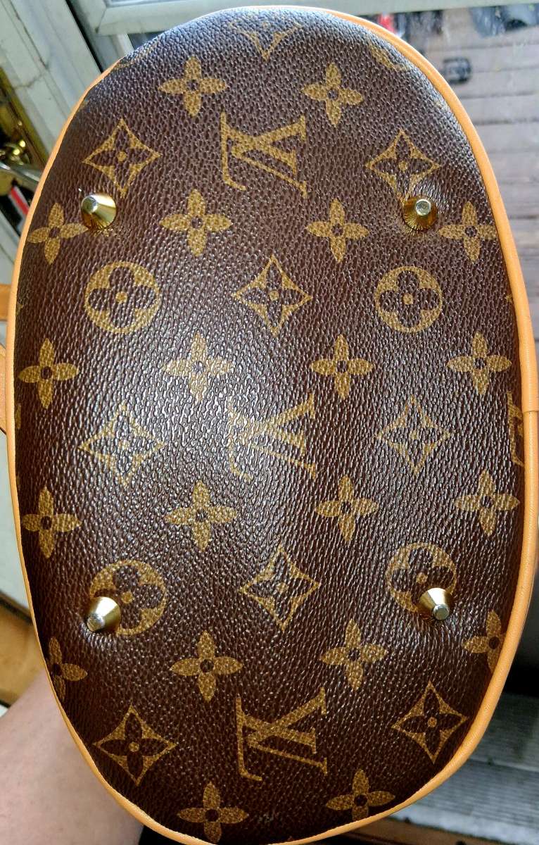 Louis Vuitton bucket purse