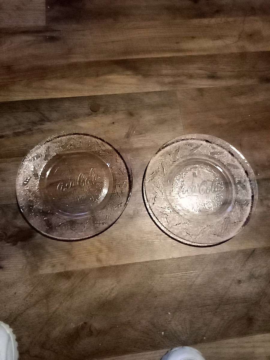 coca cola plates