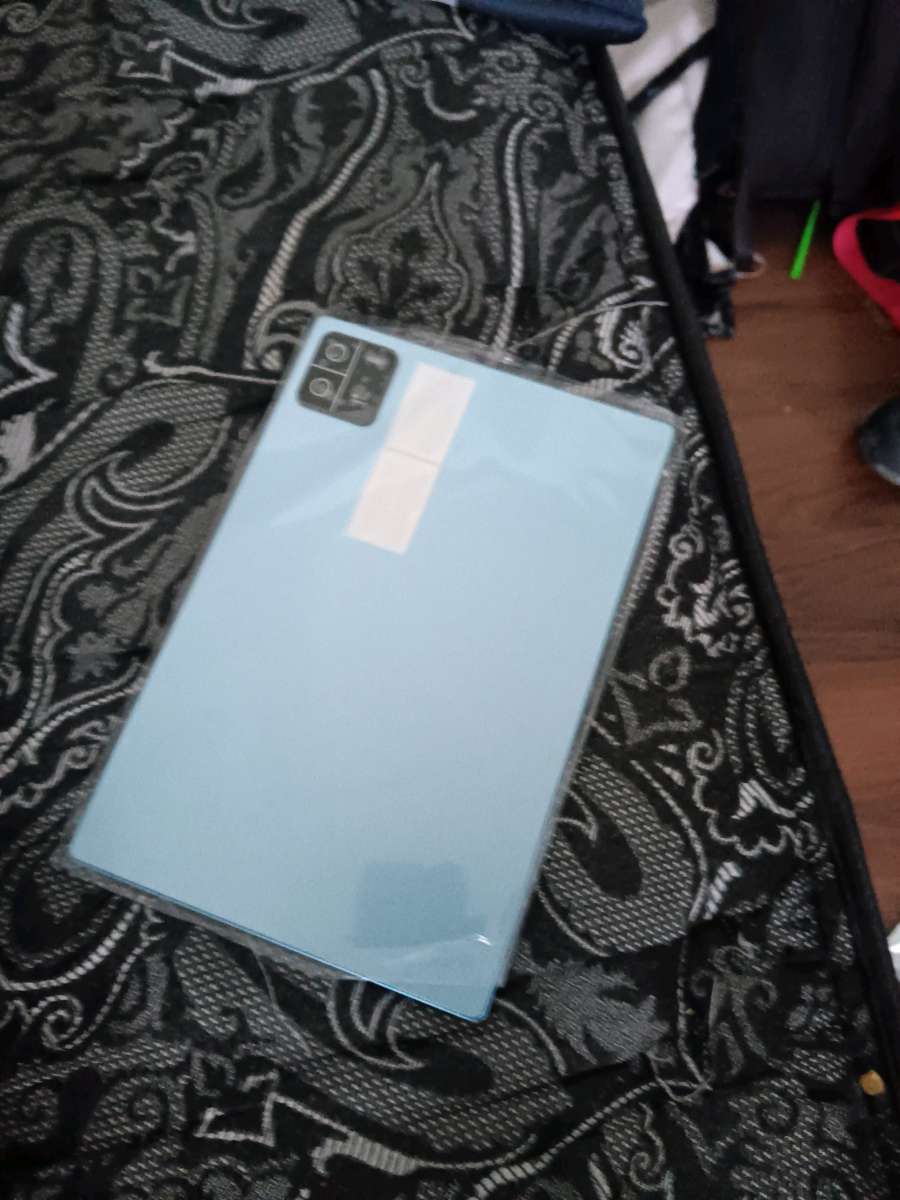 2025 ipad pro 10 brand new